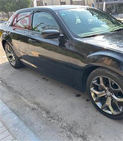 کرایسلەر 300